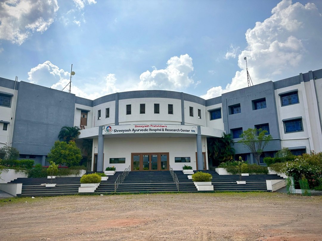 SHREEYASH AYURVEDIC COLLEGE AND HOSPITAL RESEARCH CENTER