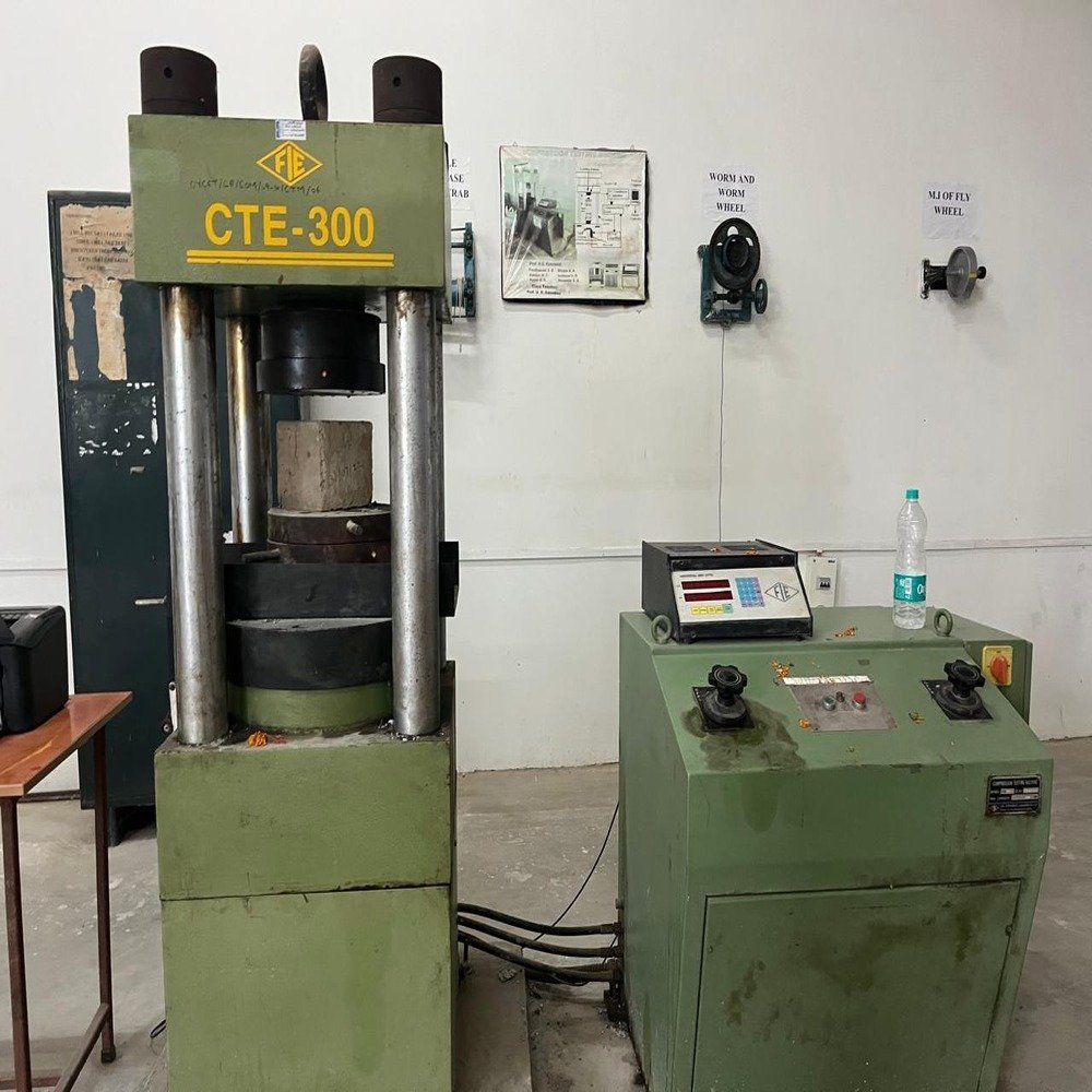 STRENGTH OF MATERIALS LAB