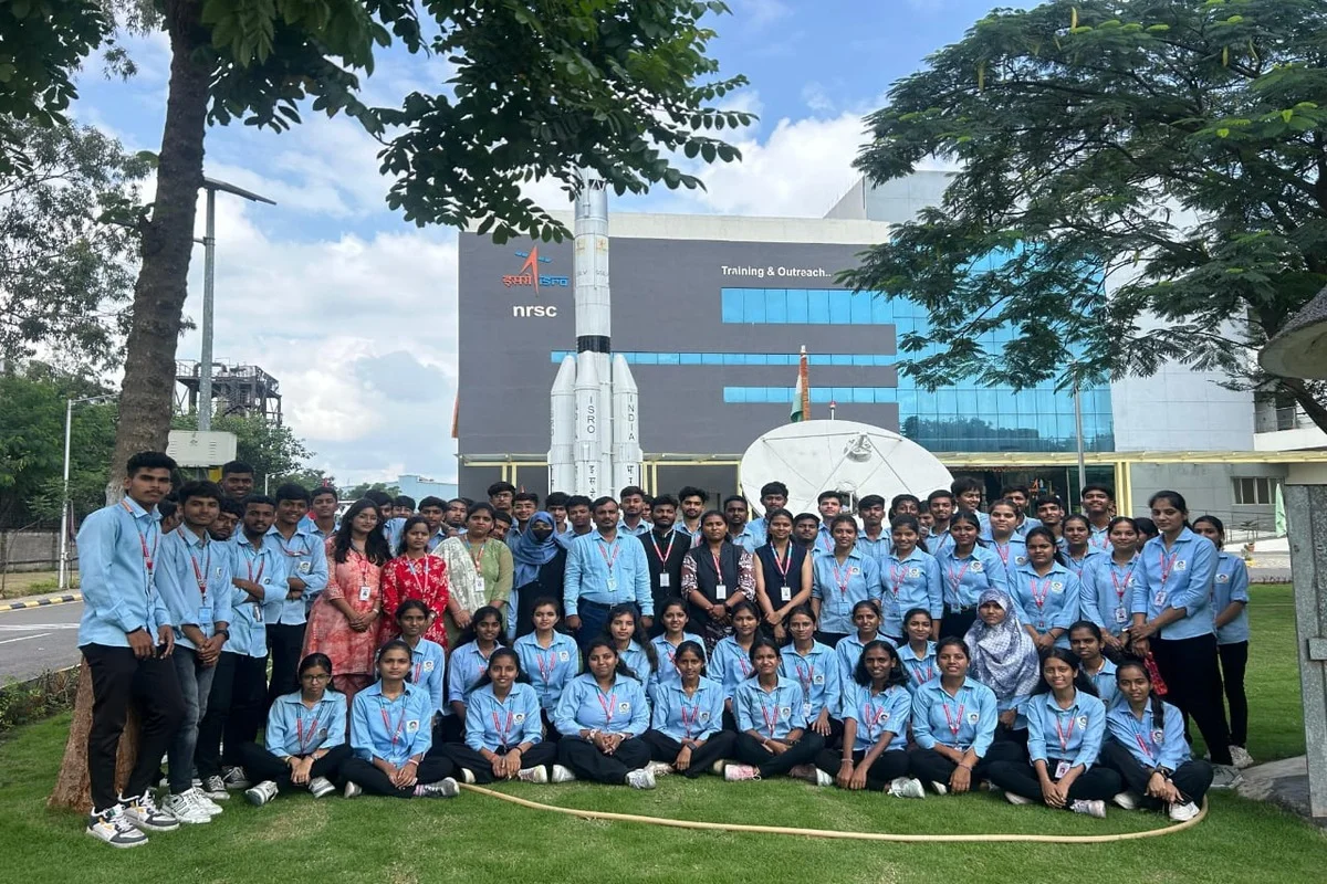 Industrial Visit Image