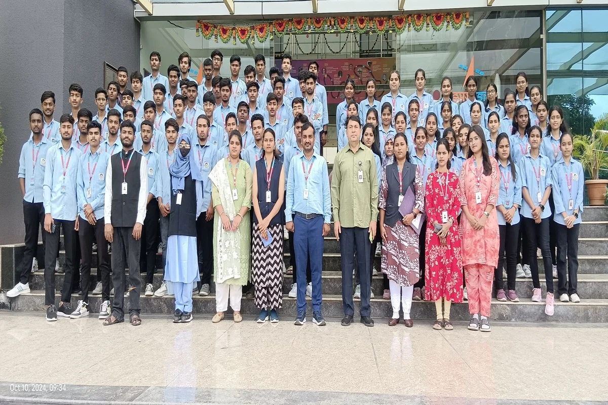 Industrial Visit Image